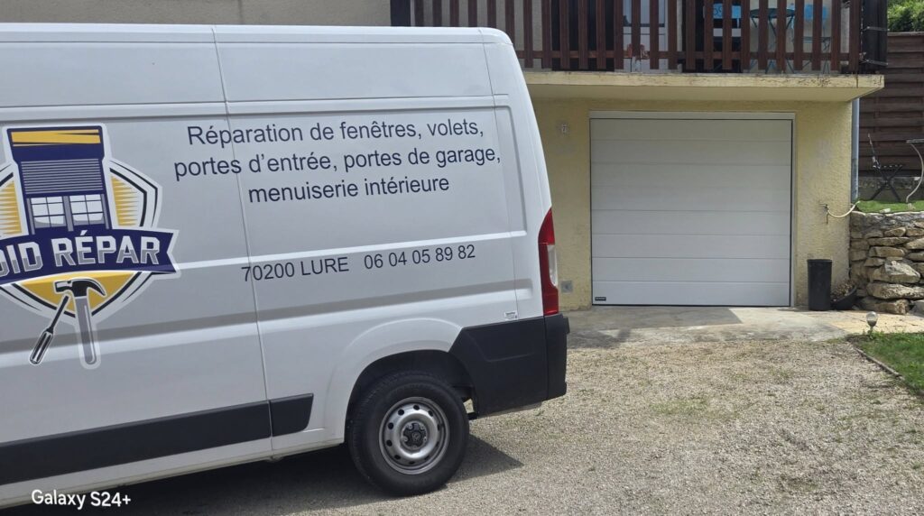 did-repar.fr - utilitaire de did répar' portant son logo son adresse ainsi que ces prestations